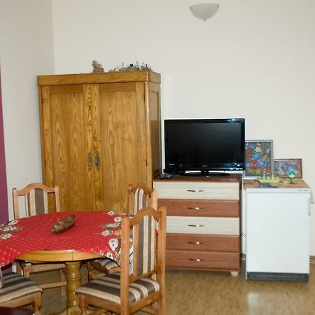 Turul Hotel Berehove  Bagian luar foto